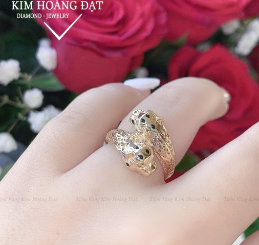 (NK008) Nhẫn kiểu_Con beo đốm đen_Vàng Ý
