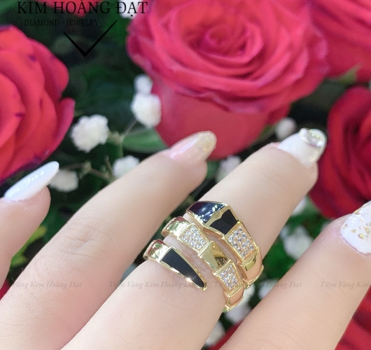 (NK011) Nhẫn kiểu_Rắn sơn đen_Vàng Ý