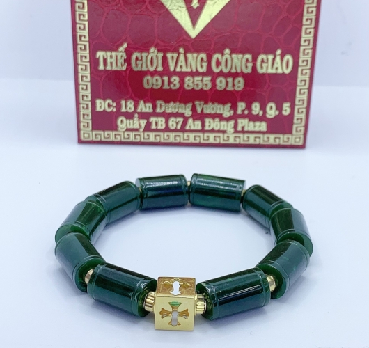 Vòng Mân Côi Đá Cẩm Thạch Trụ